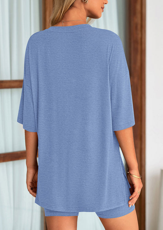 Oversized Reisset voor Dames – Zachte Tee & Stretch Shorts
